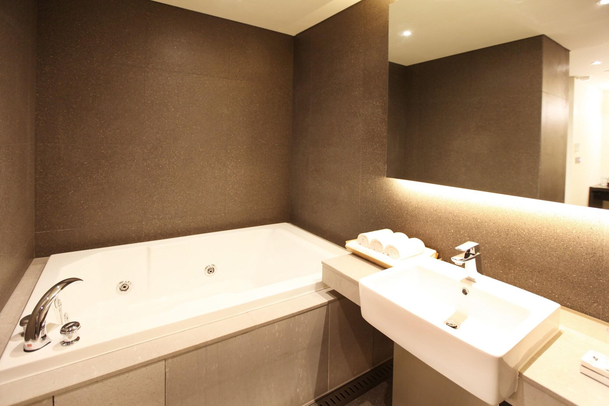 Hotel Vine Seongnam Esterno foto