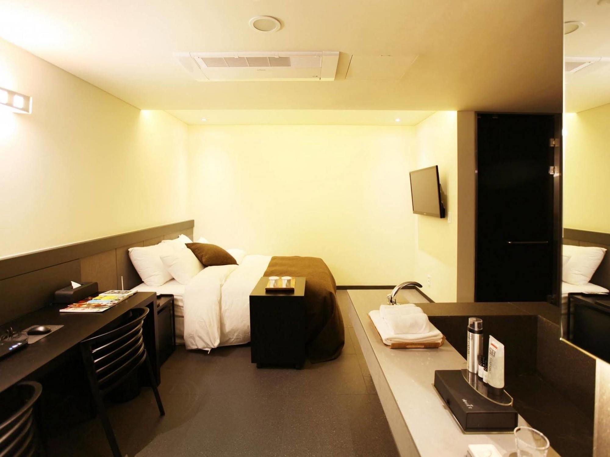 Hotel Vine Seongnam Esterno foto